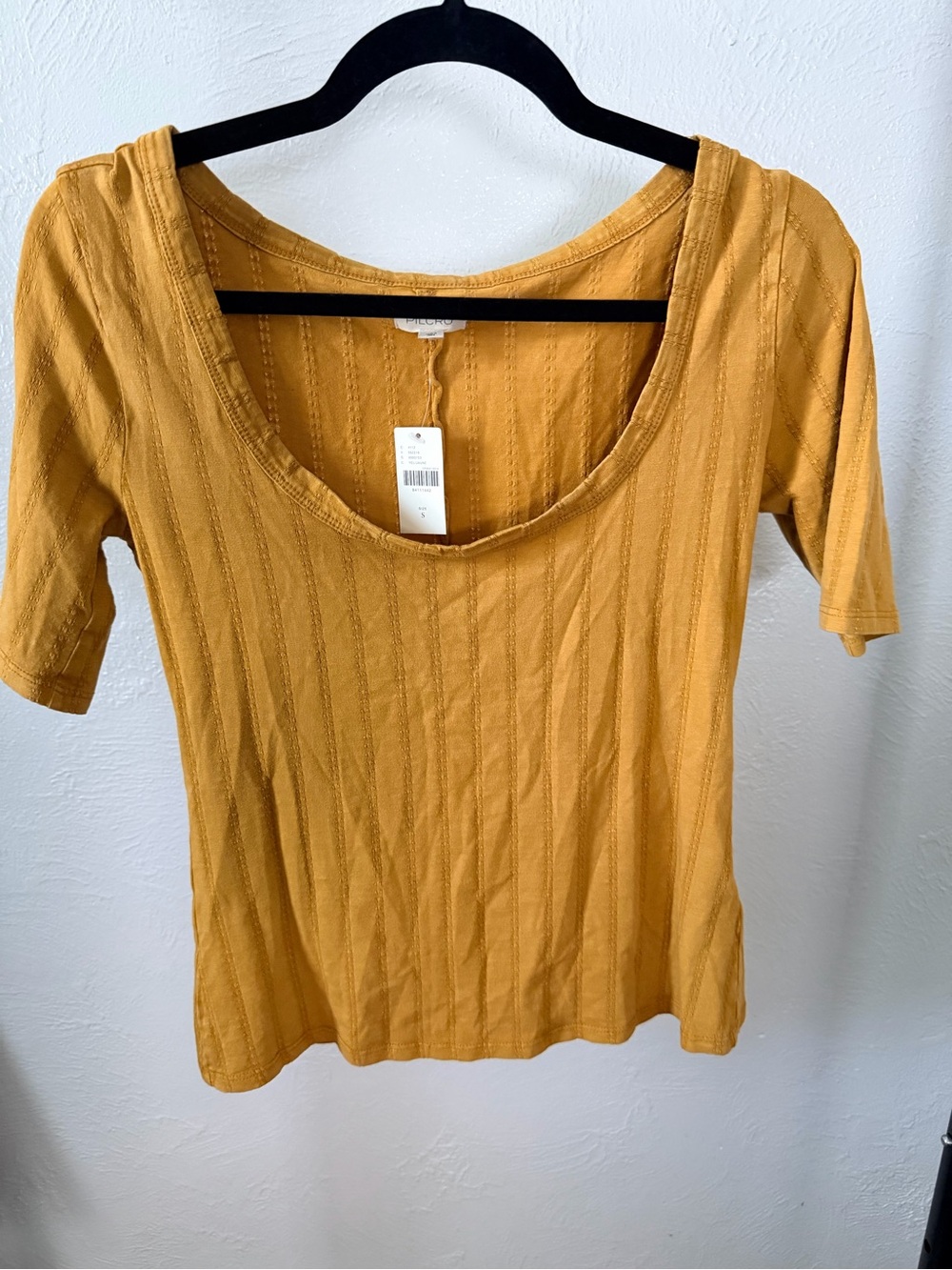 NWT Pilcro Women's Scoop Neck Textured Top - Mustard Size Small